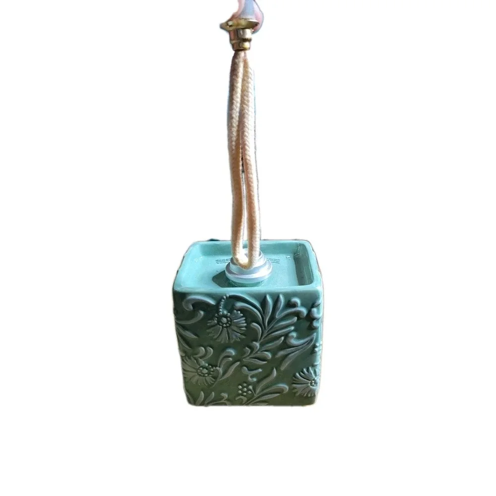 Vintage Greenleaf Home Aroma Decor Ceramic Fragrance‎ Diffuser in Sage Green